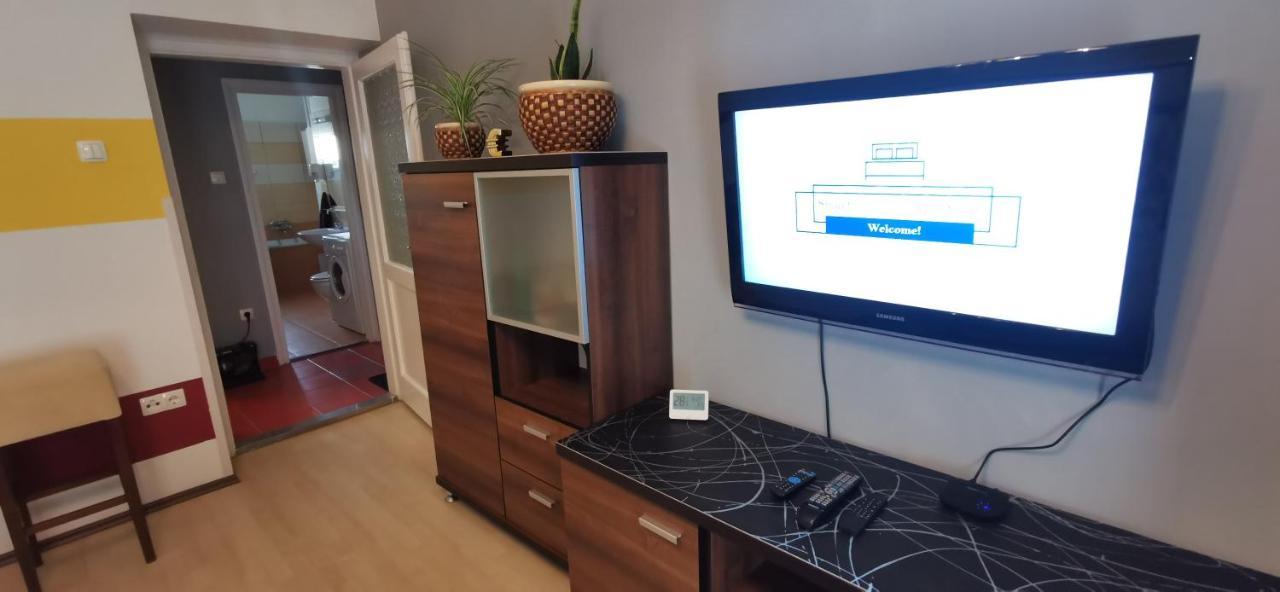 Smart Business Apartman Miskolc Eksteriør bilde